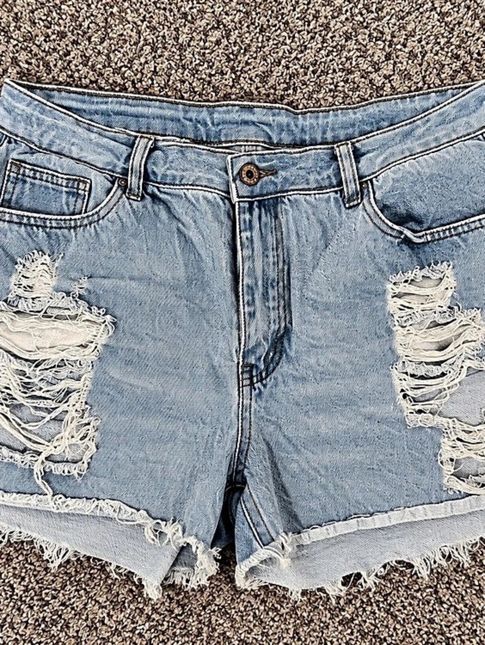 Distressed Denim Jean Shorts Waist 34W (US 18)
